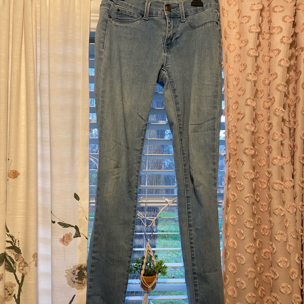 Used Gianni Bini Jeans, but in very good condition